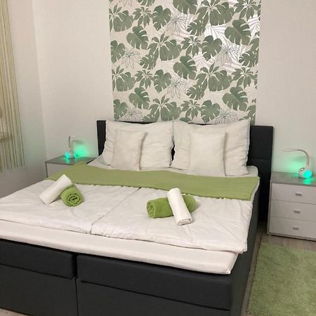 Frezia Apartman Makó Exterior foto